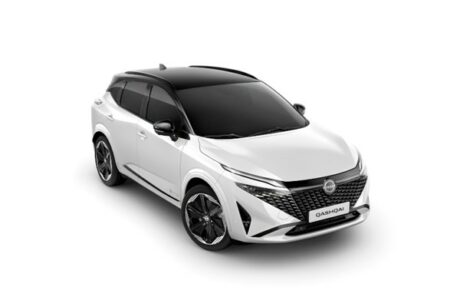 NOVÝ NISSAN QASHQAI 1,3 DIG-T Mild Hybrid 116kW/158k X-TRONIC 4WD TEKNA + Audiosystém BOSE + Dvojfarebná karoséria