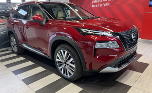 NISSAN X-TRAIL e-POWER e-4ORCE HYBRID 1,5 VC-T 213k 4WD, TEKNA + Kožený interiér NAPPA čierna + Audiosystém BOSE + 20″ disky z ľahkých zliatin