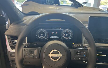 NOVÝ NISSAN QASHQAI 1,3 DIG-T Mild Hybrid 116kW/158k Automat X-TRONIC CVT, 2WD, TEKNA PLUS
