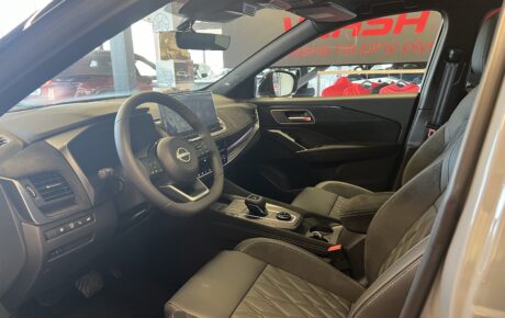 NOVÝ NISSAN QASHQAI 1,3 DIG-T Mild Hybrid 116kW/158k Automat X-TRONIC CVT, 2WD, TEKNA PLUS