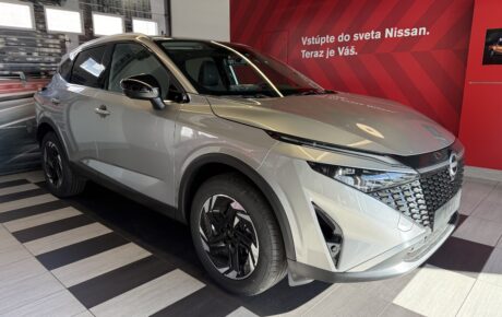 NOVÝ NISSAN QASHQAI 1,3 DIG-T Mild Hybrid 116kW/158k X-TRONIC N-CONNECTA + Balík WARM + Presklená strecha