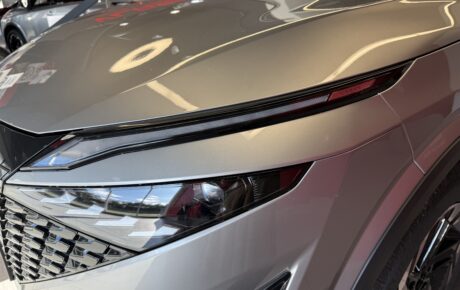NOVÝ NISSAN QASHQAI 1,3 DIG-T Mild Hybrid 116kW/158k X-TRONIC N-CONNECTA + Balík WARM + Presklená strecha