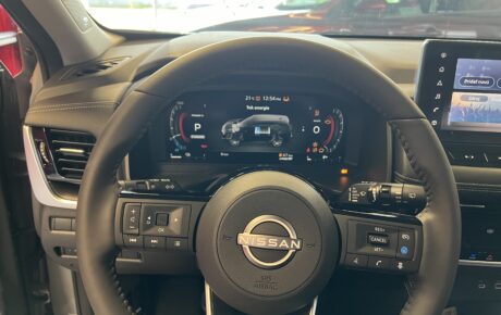NOVÝ NISSAN X-TRAIL e-POWER e-4ORCE 1,5 VC-T 213k TEKNA + Kožený interiér NAPPA čierna + Audiosystém BOSE + 20″ disky z ľahkých zliatin